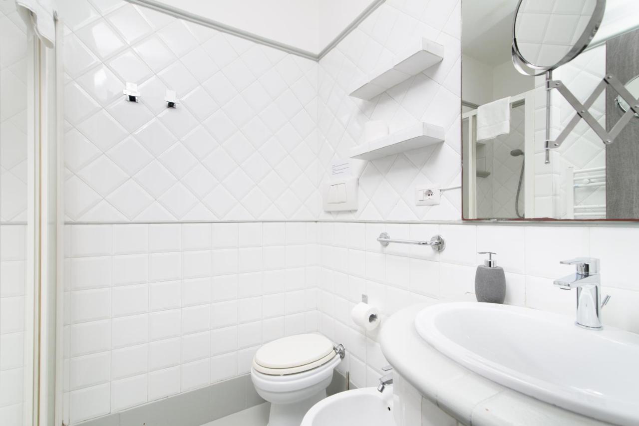 White Caesar Guesthouse Roma Ngoại thất bức ảnh