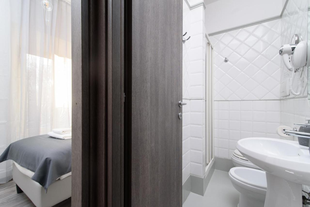 White Caesar Guesthouse Roma Ngoại thất bức ảnh