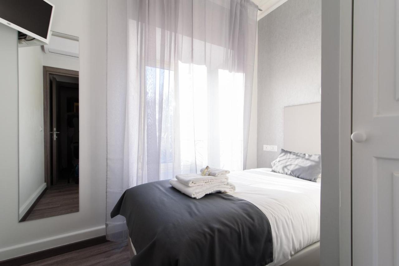 White Caesar Guesthouse Roma Ngoại thất bức ảnh